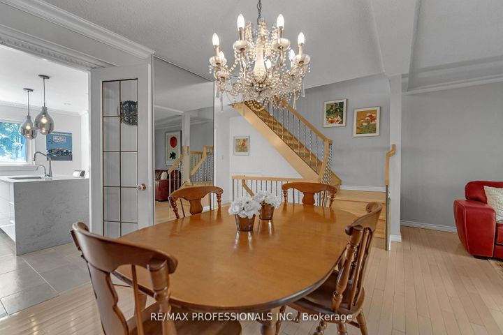 Photo 8 at 157 Maple Branch Path, The Westway, Toronto