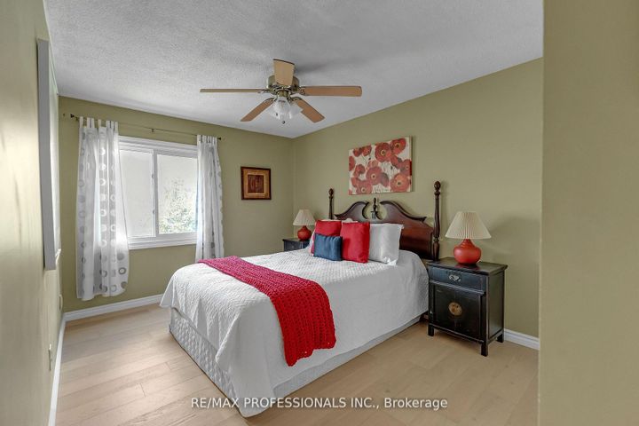 Photo 10 at 157 Maple Branch Path, The Westway, Toronto