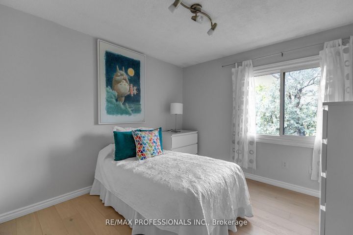 Photo 11 at 157 Maple Branch Path, The Westway, Toronto