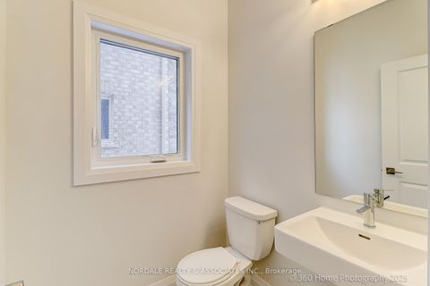 Photo 6 at 248 Seguin Street, Oak Ridges, Richmond Hill