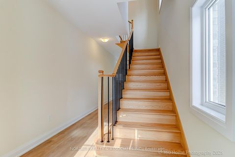 Photo 7 at 160 Seguin Street, Oak Ridges, Richmond Hill