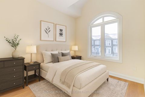 Photo 9 at 160 Seguin Street, Oak Ridges, Richmond Hill