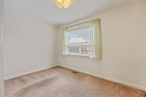 Photo 20 at 178 Ellendale Drive, Dorset Park, Toronto