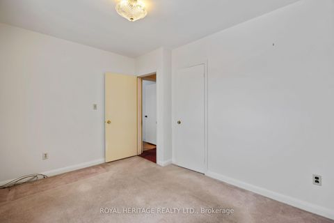 Photo 21 at 178 Ellendale Drive, Dorset Park, Toronto