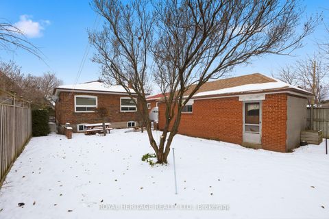 Photo 40 at 178 Ellendale Drive, Dorset Park, Toronto