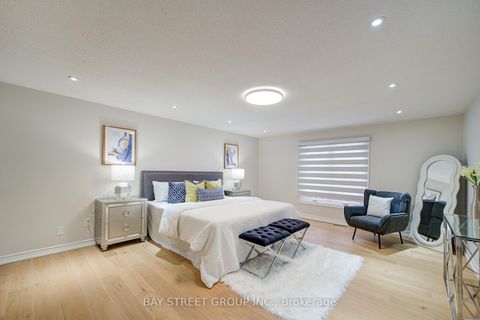 Photo 18 at 2183 Margot Street, RO River Oaks, Oakville