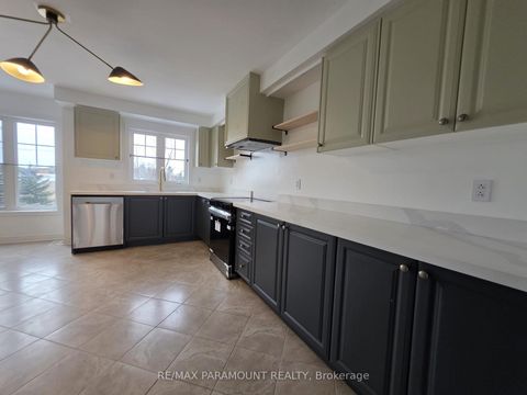 Photo 15 at 3 - 2006 Trawden Way, BC Bronte Creek, Oakville