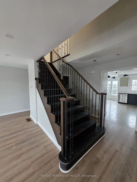 Photo 19 at 3 - 2006 Trawden Way, BC Bronte Creek, Oakville