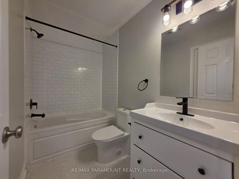 Photo 24 at 3 - 2006 Trawden Way, BC Bronte Creek, Oakville