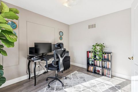 Photo 29 at 72 Saint Damian Avenue, Vellore Village, Vaughan