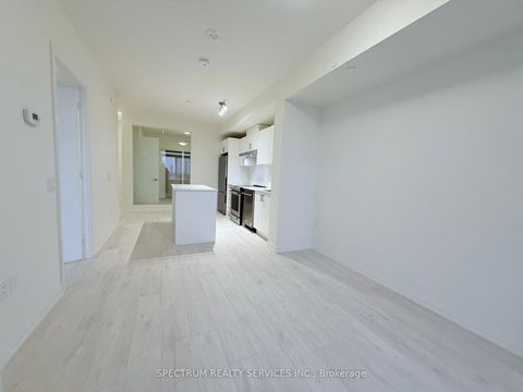 Photo 5 at 427 - 8960 Jane Street S, Concord, Vaughan