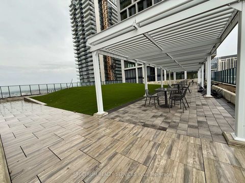 Photo 17 at 427 - 8960 Jane Street S, Concord, Vaughan