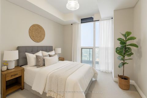 Photo 12 at 1710 - 1 Valhalla Inn Road, City Centre West, Toronto