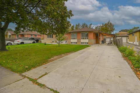 Photo 1 at 196 Taysham Crescent, Beaumonde Heights, Toronto