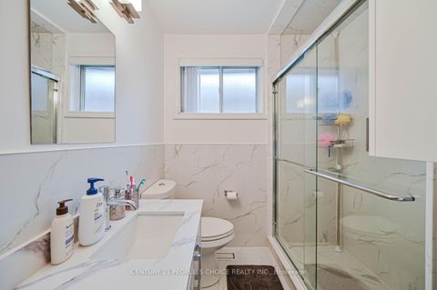 Photo 20 at 196 Taysham Crescent, Beaumonde Heights, Toronto