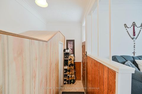 Photo 22 at 196 Taysham Crescent, Beaumonde Heights, Toronto