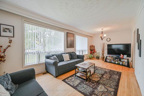 Photo 27 at 196 Taysham Crescent, Beaumonde Heights, Toronto