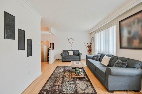 Photo 28 at 196 Taysham Crescent, Beaumonde Heights, Toronto