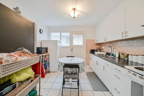 Photo 31 at 196 Taysham Crescent, Beaumonde Heights, Toronto