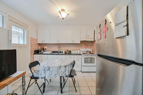 Photo 32 at 196 Taysham Crescent, Beaumonde Heights, Toronto