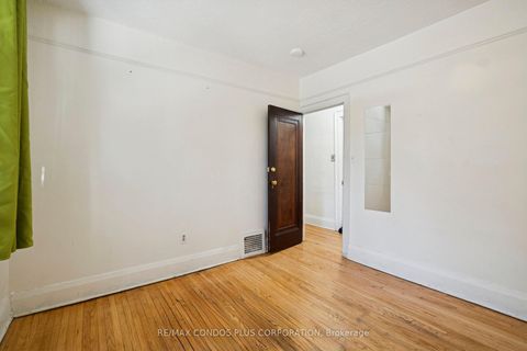 Photo 6 at 18 Leeds Street, Junction, Toronto