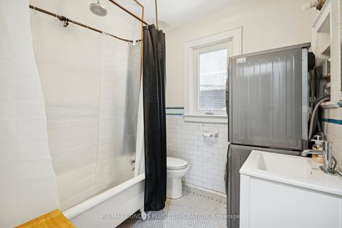 Photo 13 at 18 Leeds Street, Junction, Toronto