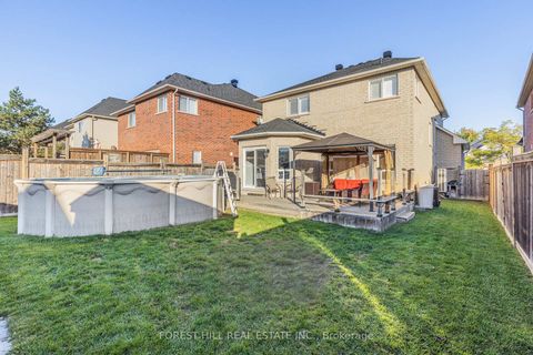 Photo 41 at 31 Connaught Lane, Shore, Barrie