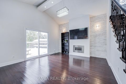 Photo 21 at 26 Longbow Square, Steeles, Toronto