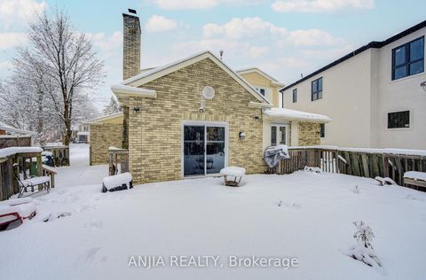 Photo 43 at 26 Longbow Square, Steeles, Toronto