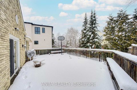 Photo 45 at 26 Longbow Square, Steeles, Toronto