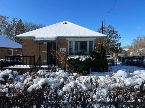 Photo 0 at 294 Pharmacy Avenue, Birchmount, Toronto