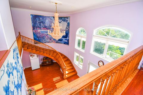 Photo 27 at 11 Thackeray Crescent, Letitia Heights, Barrie