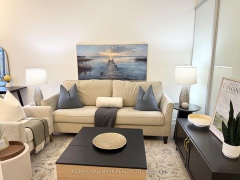 Photo 3 at 3109 - 426 University Avenue, Chinatown, Toronto