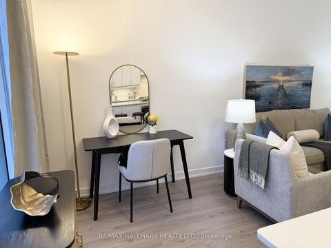 Photo 4 at 3109 - 426 University Avenue, Chinatown, Toronto