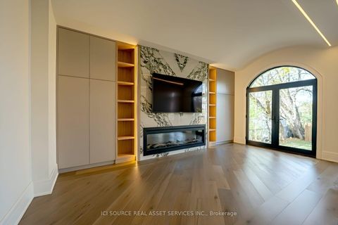 Photo 9 at 38 Ridgevale Drive, Lawrence, Toronto