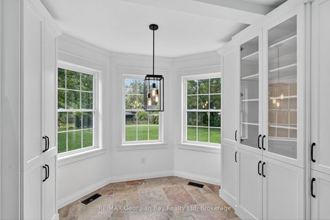 Photo 10 at 105 Duckworth Street, Codrington, Barrie