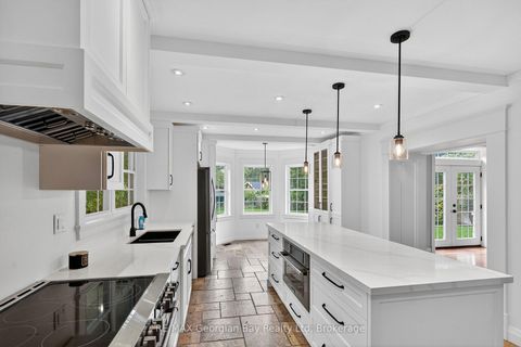 Photo 11 at 105 Duckworth Street, Codrington, Barrie