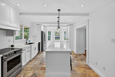 Photo 12 at 105 Duckworth Street, Codrington, Barrie