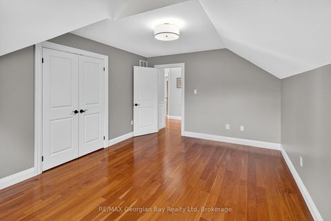 Photo 22 at 105 Duckworth Street, Codrington, Barrie