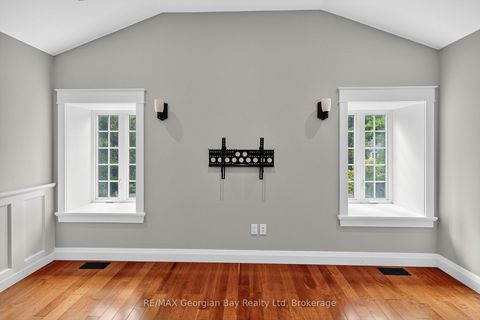 Photo 26 at 105 Duckworth Street, Codrington, Barrie