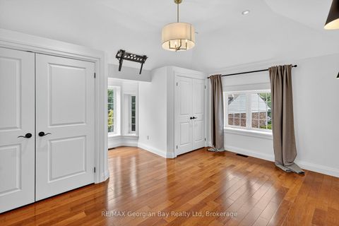 Photo 29 at 105 Duckworth Street, Codrington, Barrie