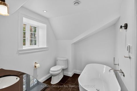 Photo 30 at 105 Duckworth Street, Codrington, Barrie