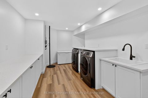 Photo 36 at 105 Duckworth Street, Codrington, Barrie