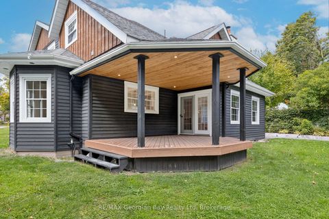 Photo 40 at 105 Duckworth Street, Codrington, Barrie