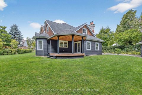 Photo 41 at 105 Duckworth Street, Codrington, Barrie