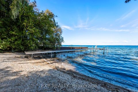 Photo 2 at 21 Pinery Lane, Sutton & Jackson's Point, Georgina