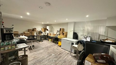 Photo 11 at 3032 Dundas Street W, Junction Area, Toronto