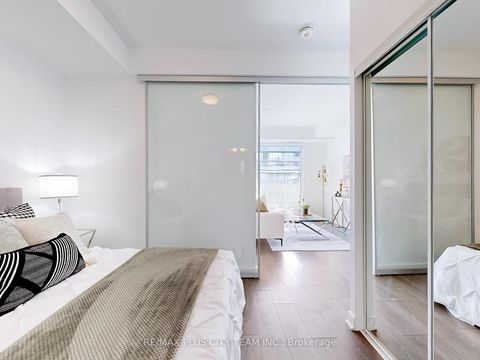 Photo 10 at 804 - 60 Tannery Road, Waterfront Communities C8, Toronto