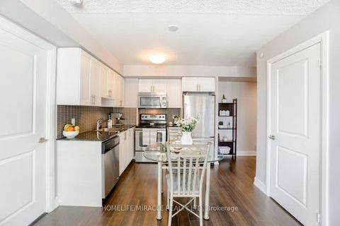 Photo 11 at 1324 - 2 Eva Road, Etobicoke West Mall, Toronto