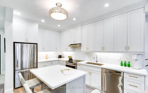 Photo 1 at 16 Gauguin Avenue, Patterson, Vaughan